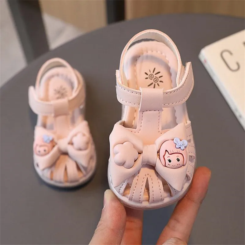 Летни нови детски спортни сандали за почивка За момичета, обувки за бебета Baotou, мека подметка обувки принцеса с лък, детски Куха Нескользящая обувки